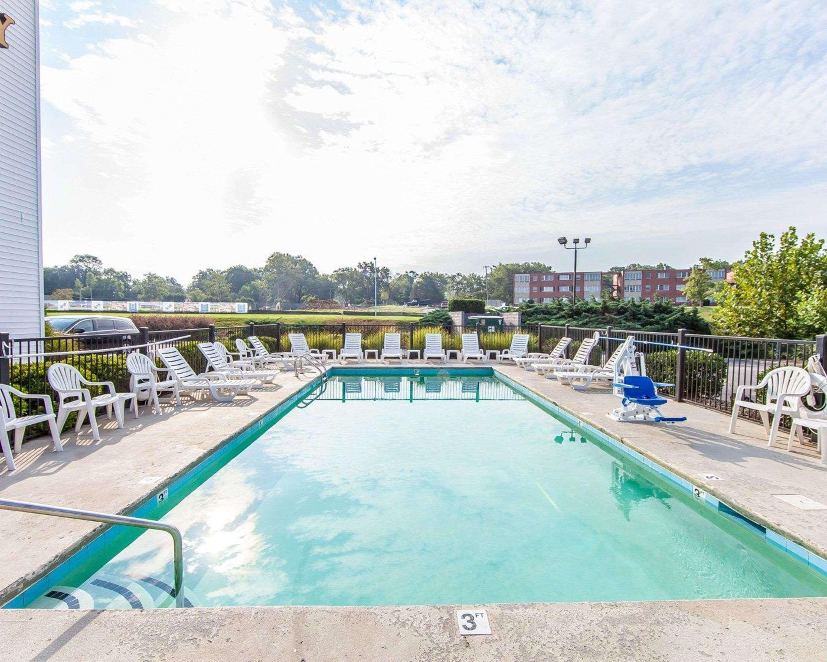 Quality Inn Oak Ridge Extérieur photo
