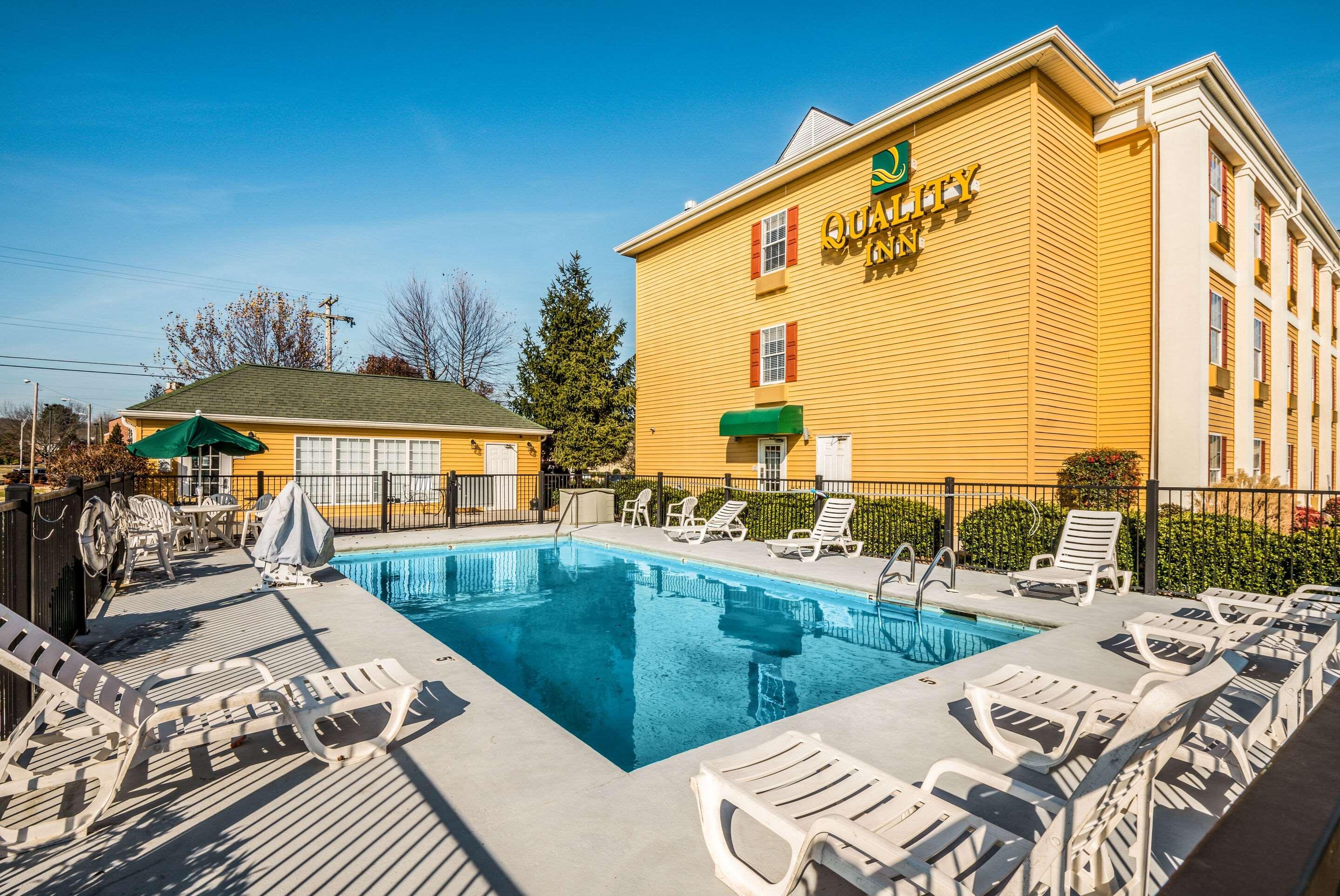 Quality Inn Oak Ridge Extérieur photo
