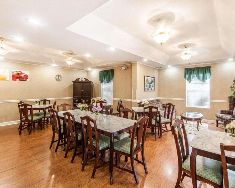 Quality Inn Oak Ridge Extérieur photo